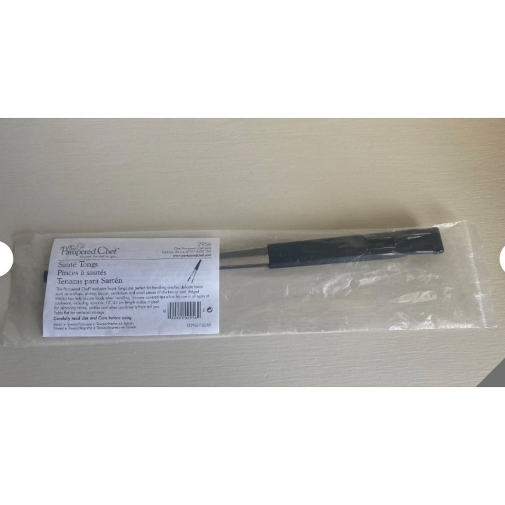 New Pampered Chef Saute Tongs #2956